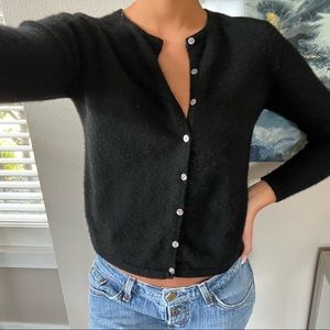 100% cashmere sweater